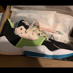 Adidas Harden 4 NEW Sz 10