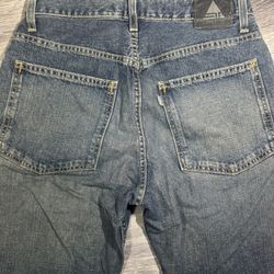 Vintage Silver tab Levi’s relaxed fit blue jeans Size 30x30 denim 