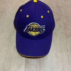 Authentic Los Angeles Lakers Hat 
