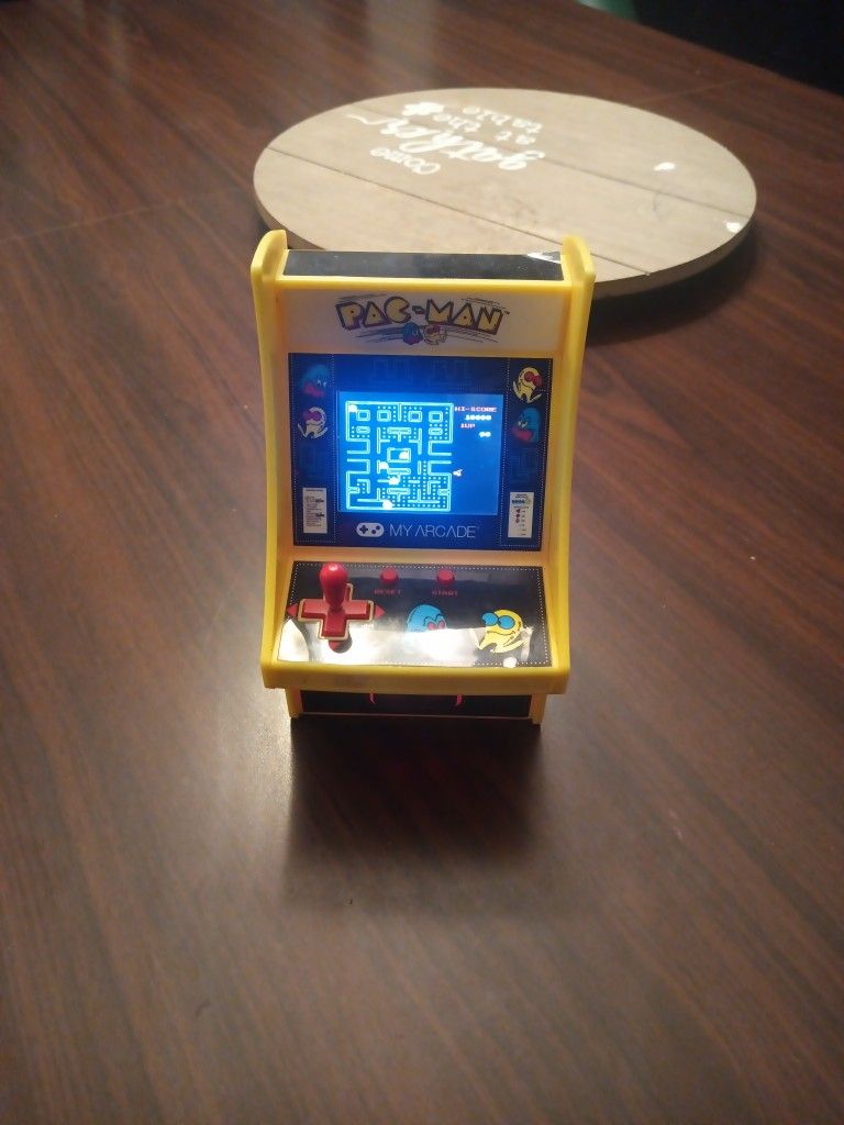 Mini Pacman Arcade Game