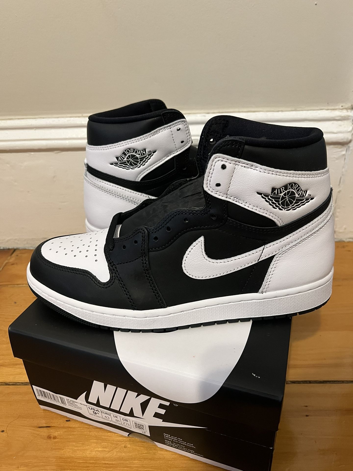 Air Jordan 1 Retro High OG 'Black White 2.0'