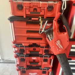 Milwaukee M 18 Pack Pack Out 