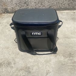 RTIC 30 Can Soft Cooler