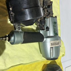 Coil Nailer