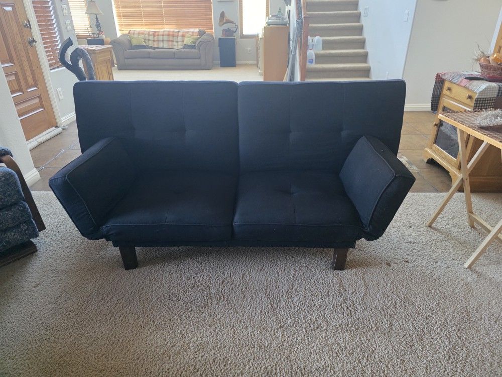 Small Couch/bed