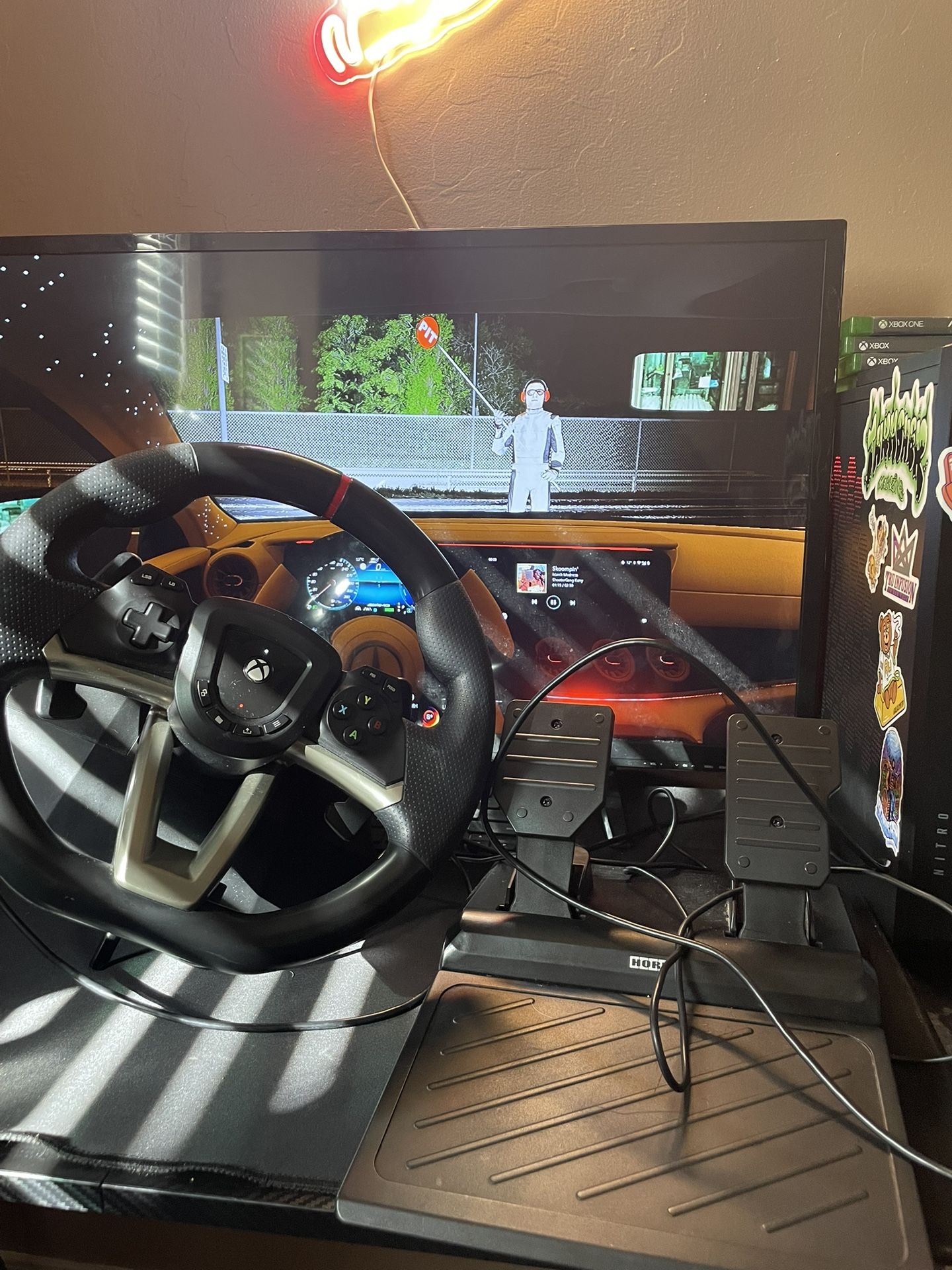 Hori Xbox Steering Wheel