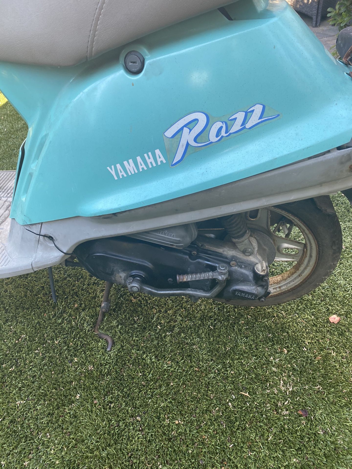 Yamaha razz scooter moped pacific beach 400 for Sale in San Diego, CA