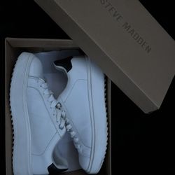 Steve Madden Charlie White