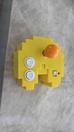 Packman retro game console
