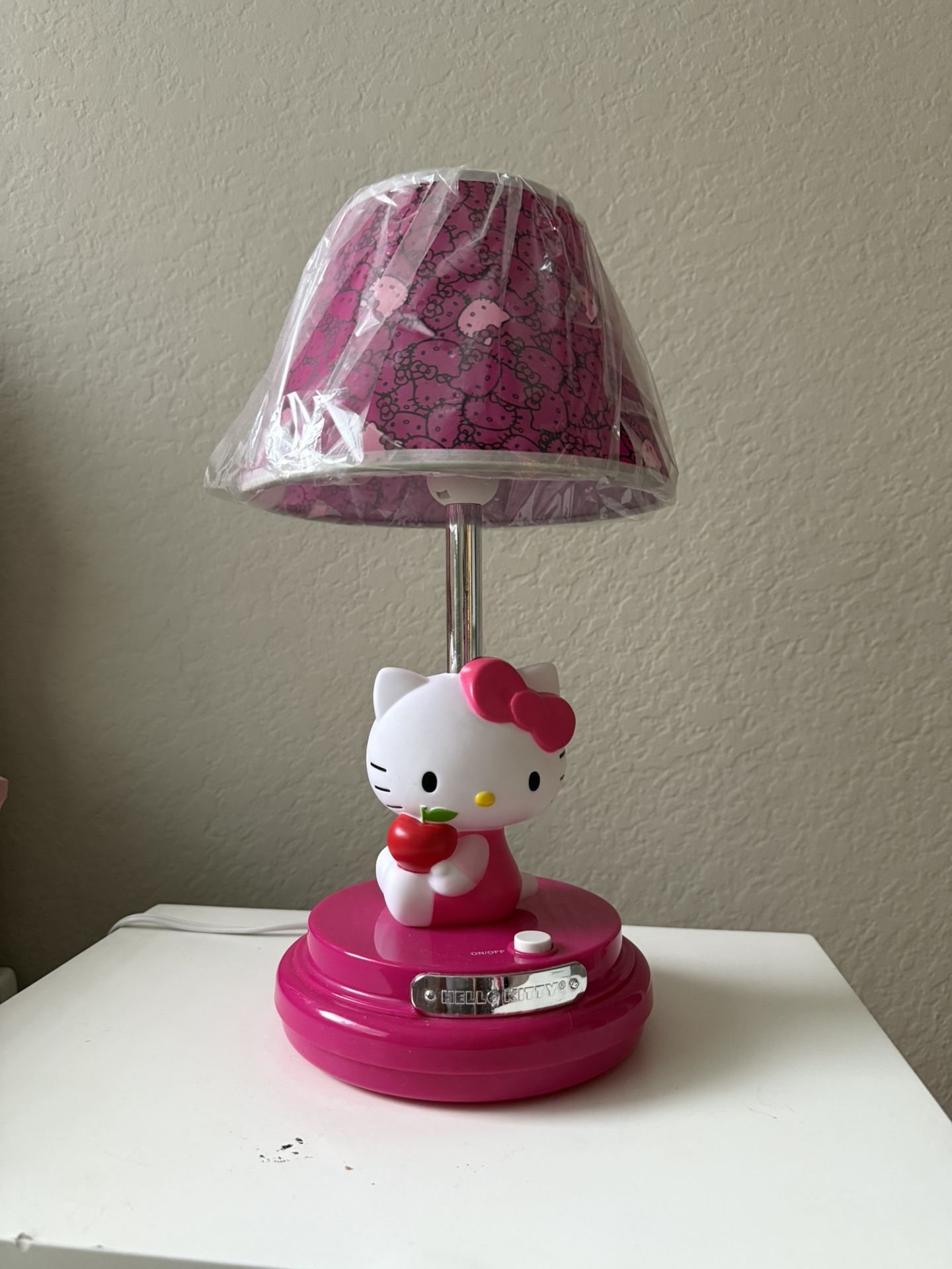 Hello Kitty Lamp