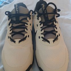 Nike Air.Max Alpha 5 traing  shoes  size 10