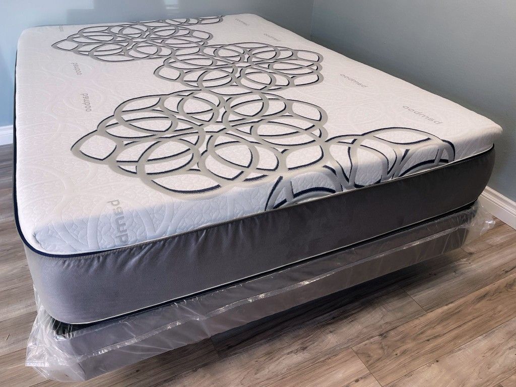 King Sky Comfort Bamboo Cool Gel Memory Foam Mattress!!