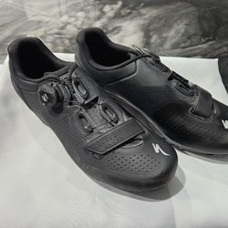 Specilzed Mountain Bike Clip Shoes With Shimano Clip Pedals