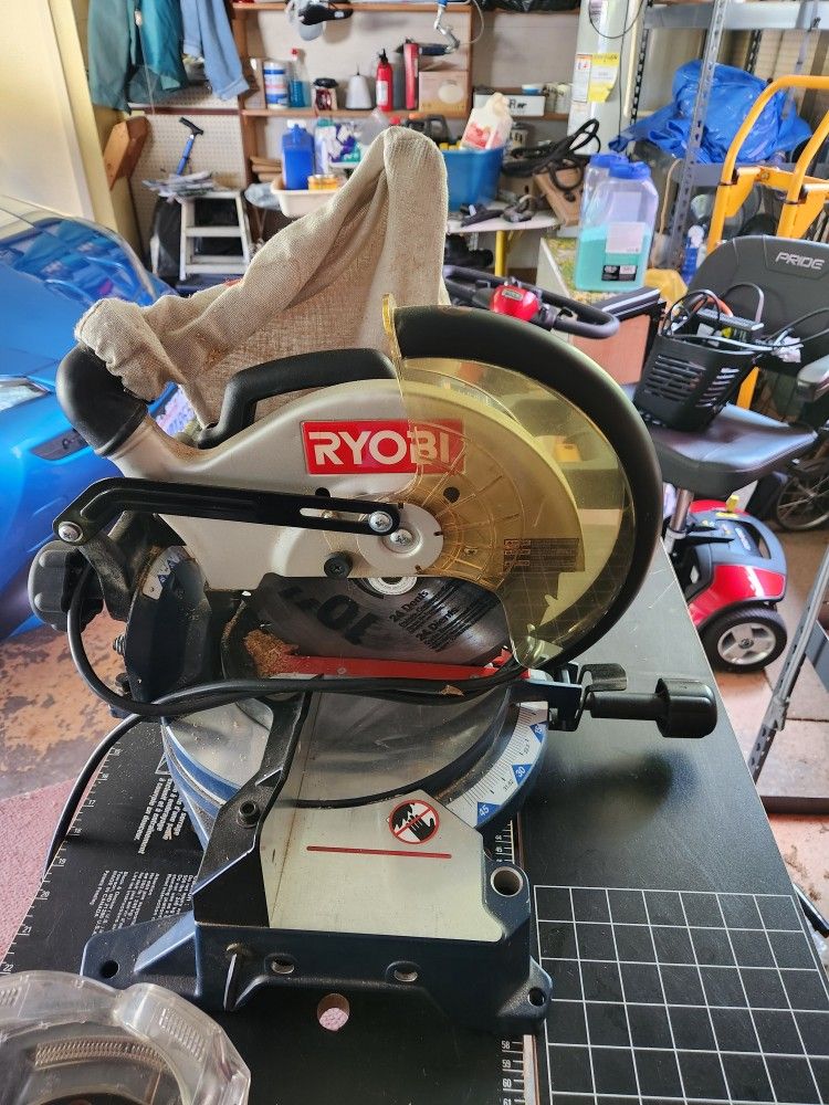 10 Inch Ryobi Compound Mitre Saw
