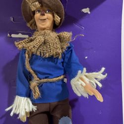 THE WIZARD OF OZ 1994 SCARECROW 12" DOLL STYLE #8859 IN BOX