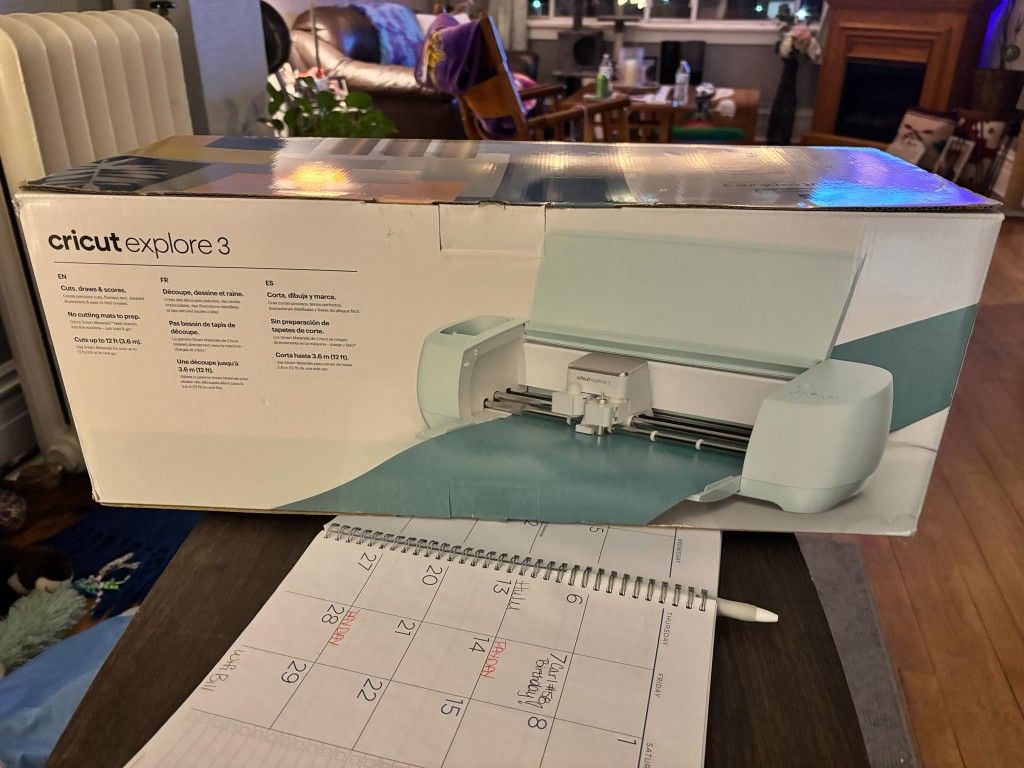 BNIB Cricut Explore 3