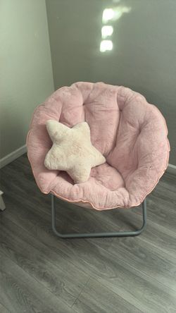 Girl chair