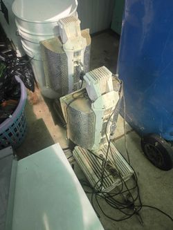 2 Gavita grow  lights 4 sale