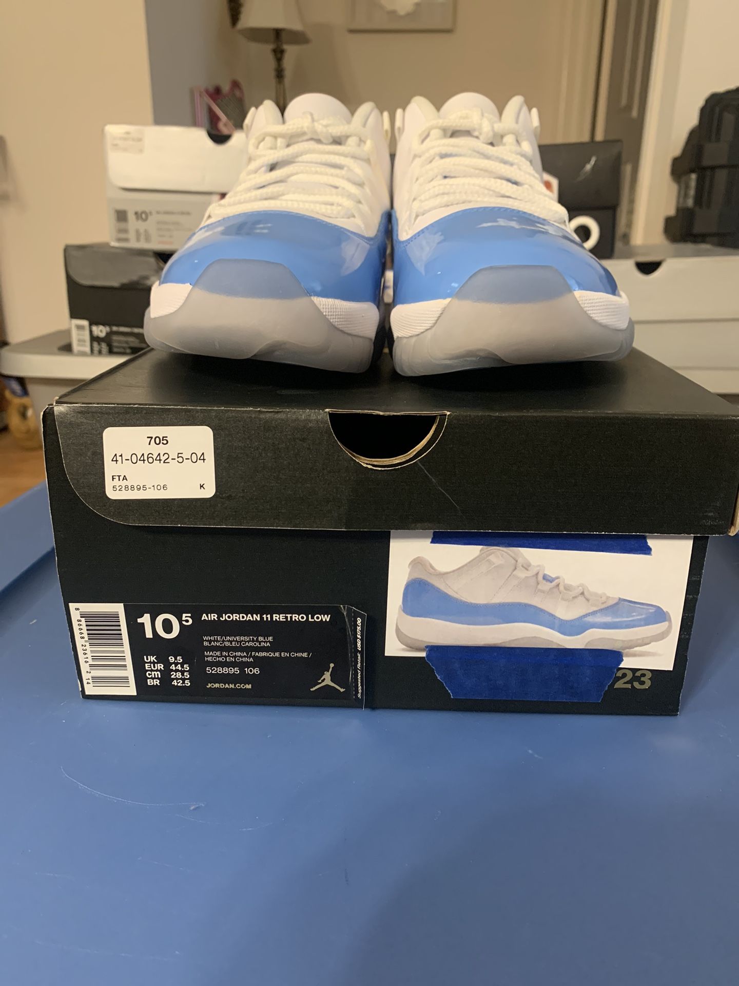 Size 10.5 Jordan 11 Retro Low UNC 2017 DA