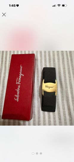 Salvatore Ferragamo hair clip