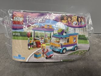 LEGO Friends: Heartlake Gift Delivery (41310) - Complete set w/ instructions.