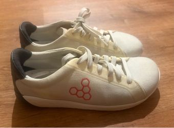 ViviBareFoot Geo Textile Women’s Shoes.  Size 7.5