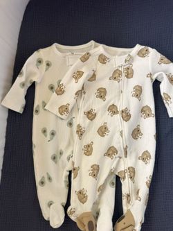 2 Baby boy 0-3 Month pajamas