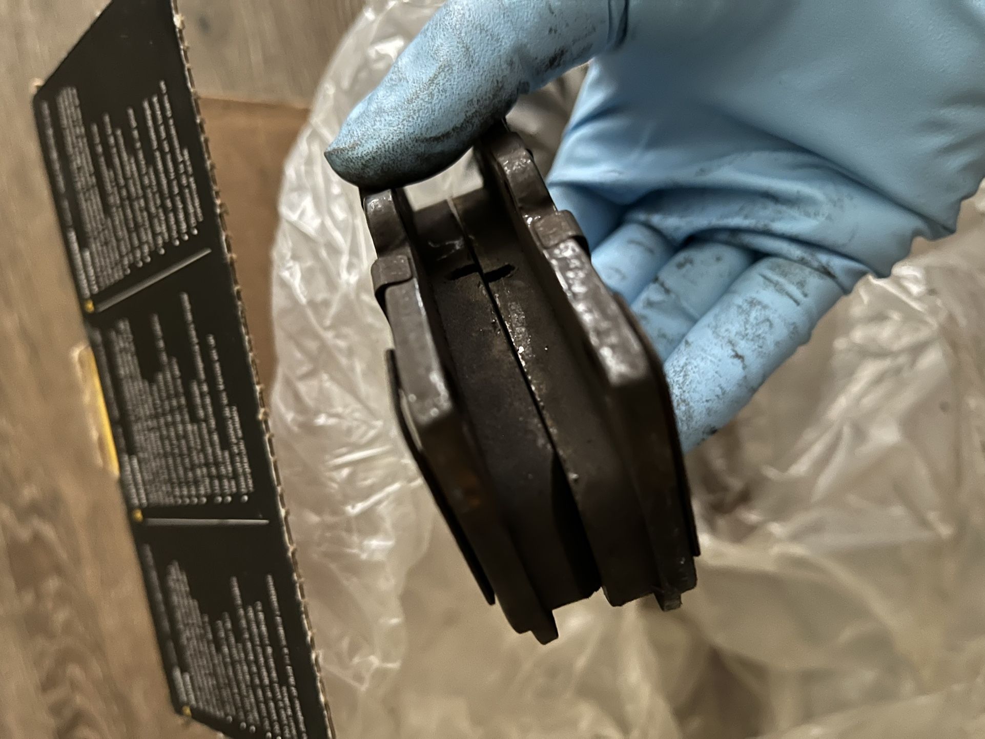 LEXUS OEM REAR BREAKPADS (Gs350/Is350)