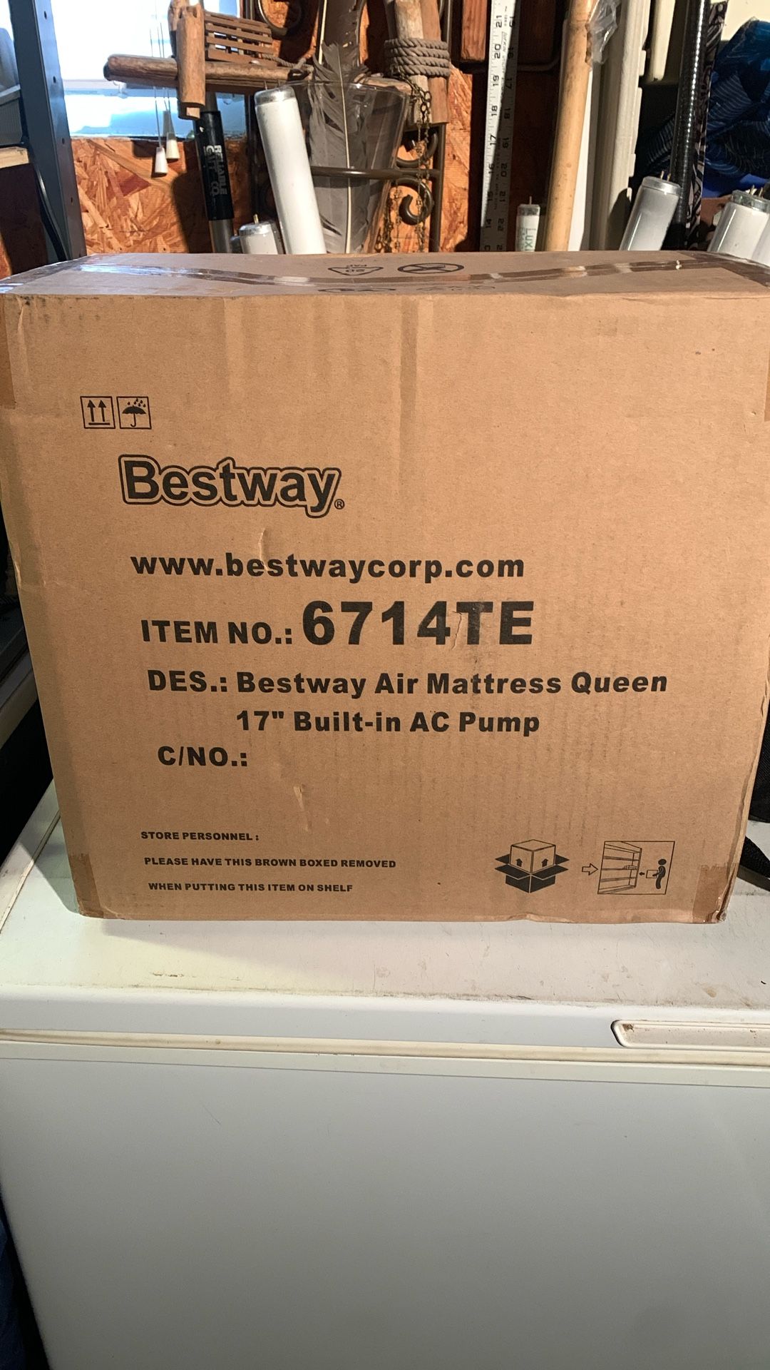 BESTWAY AIR MATTRESS QUEEN