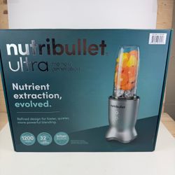 Brand New NutriBullet Ultra 1200 Watt Personal Blender - Costco Exclusive Bundle