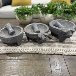 Molcajetes $30