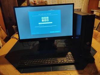 HP Desktop Computer with Monitor and Keyboard