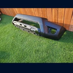2012 - 2015 TOYOTA TACOMA FRONT
BUMPER COVER GENUINE OEM . NC53 UP