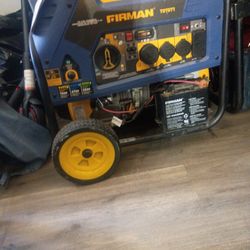 Firman T07571 Tri Fuel Generator 