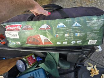 Coleman 4 person tent NO POLES