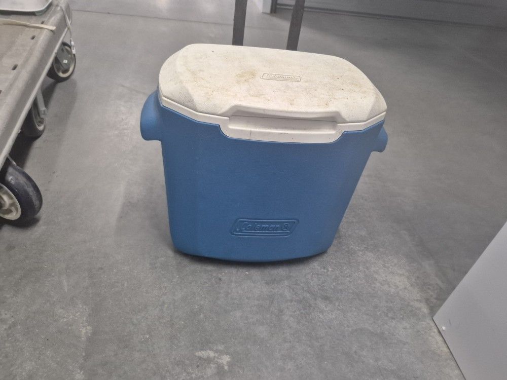Blue Coleman Cooler