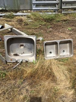 Stainless sinks