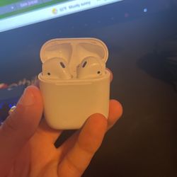 AirPods 