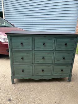 48in x 20in Dresser
