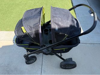 Evenflo Pivot Xplore All-Terrain Stroller Wagon