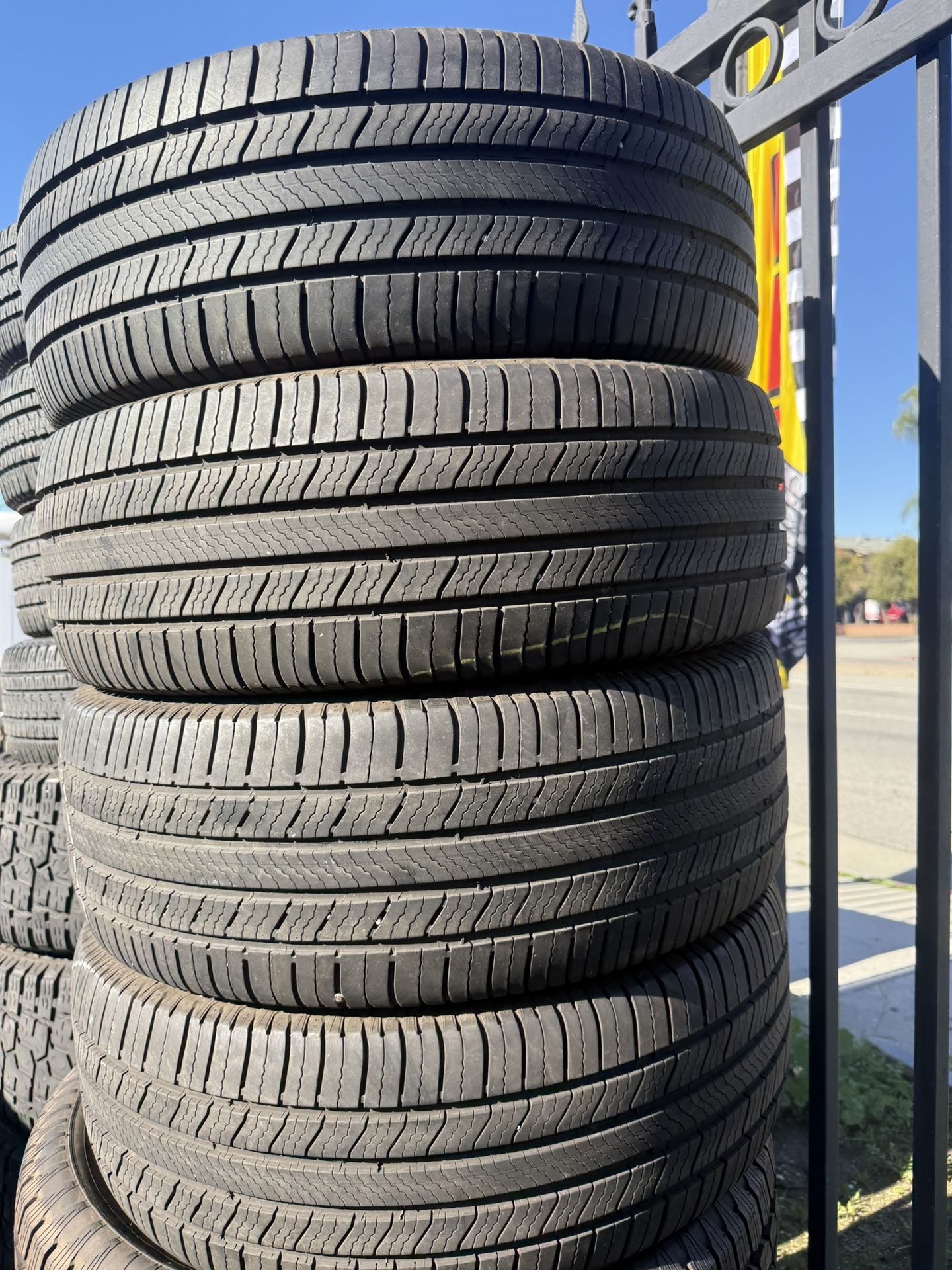 245/50r20 Michelin Tires En Excelentes Condiciones De Vida Las 4