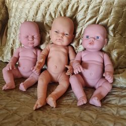 Lifelike Dolls Lot. Deltona. $15 Each 