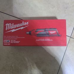 Milwaukee M12 rotary tool