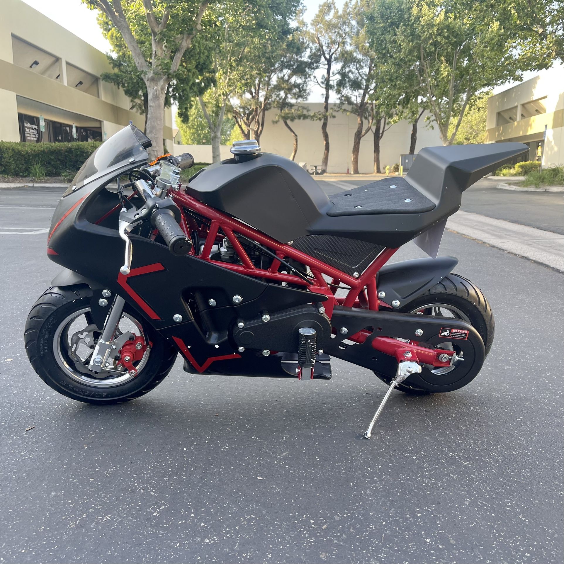 Mini Bike , Dirt Bike, Pit Bike, 50cc-2 Stroke Kids Pit Bike Motorcycle , top speed 20mph, mix weight 165lb