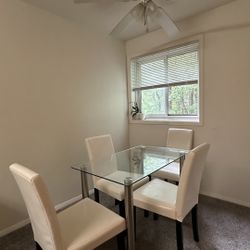 Simple Dining Set - Perfect for Any Space