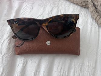 Ray Ban