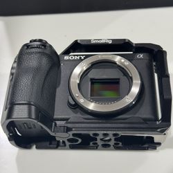 Sony A6700