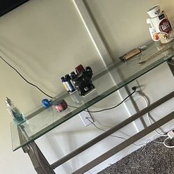 glass table 