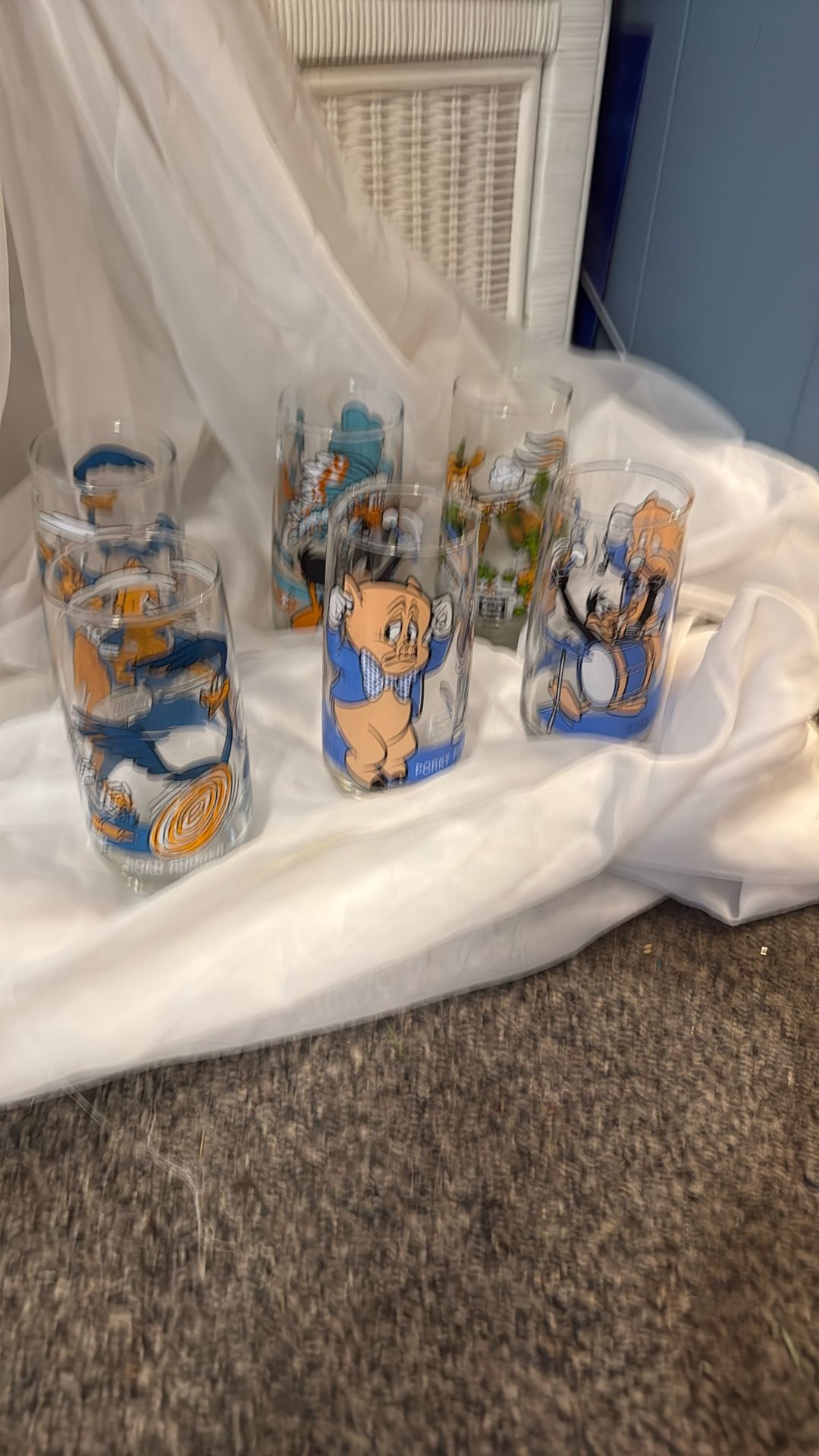Warner Brothers Glasses From 1973 To 1981