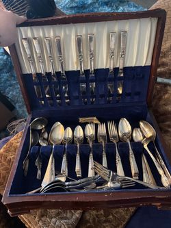 Beautiful set of silver plated flatware and additional vintage silver miscellany